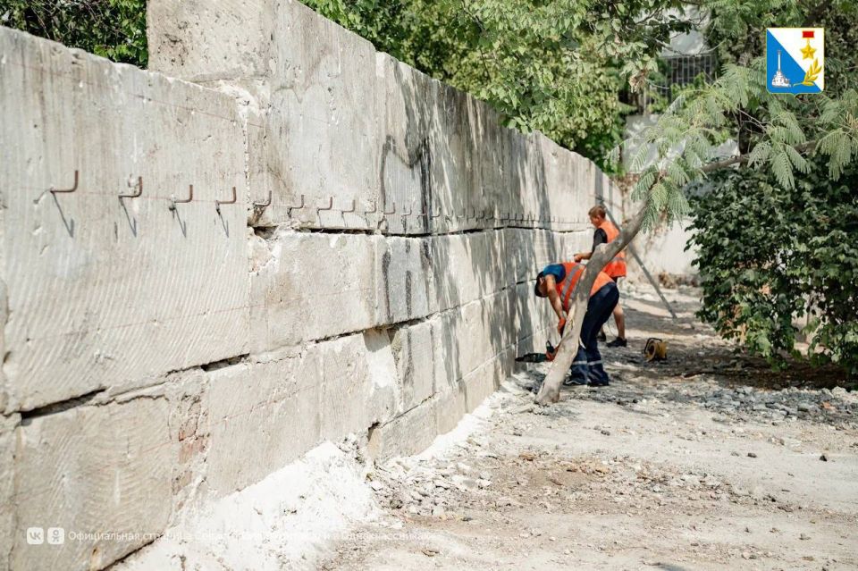 Ремонтируем подпорные стены