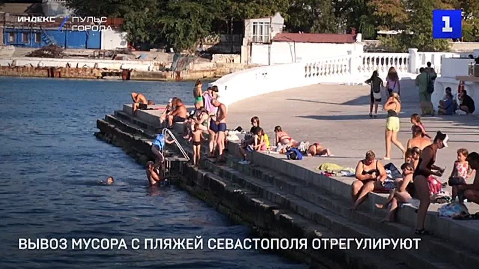 Отрегулировать графики вывоза мусора с пляжей Севастополя после выходных поручил губернатор Михаил Развожаев