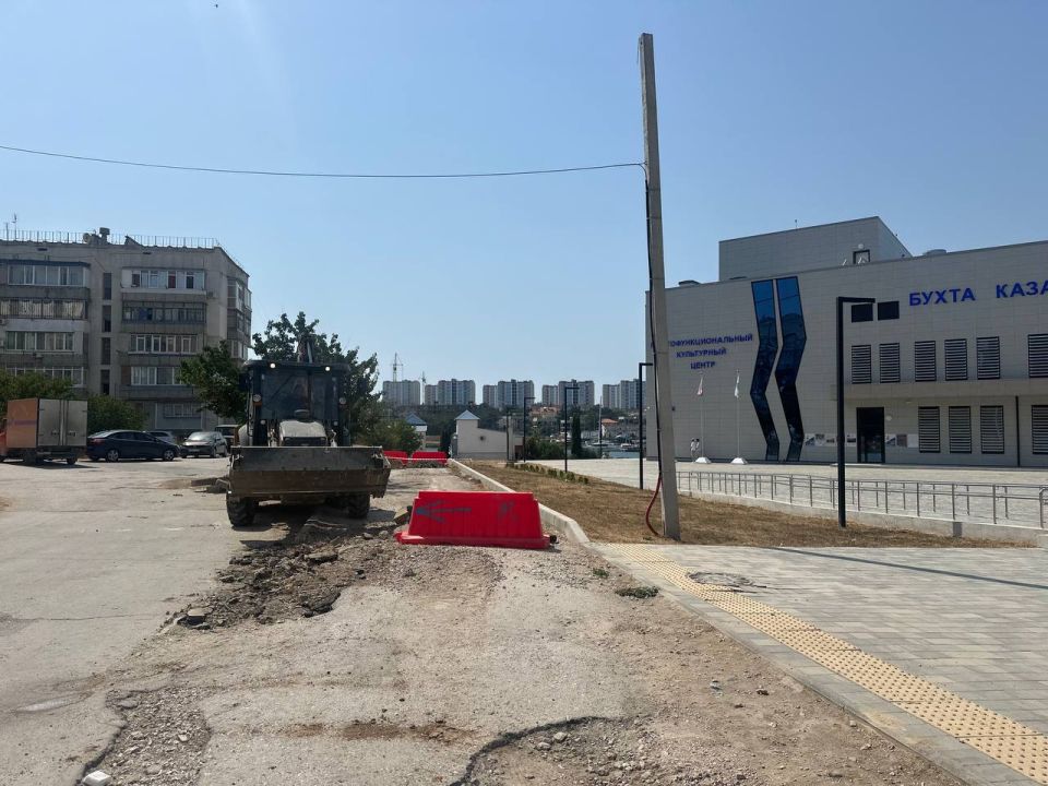 В Казачьей бухте обустраивают систему водоотведения