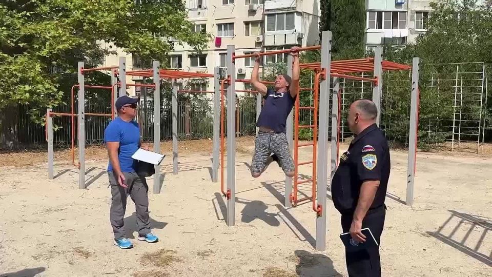 Аттестационная комиссия оценила уровень подготовки спасателей