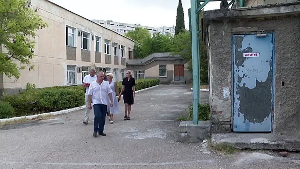 Образовательные учреждения Севастополя проверяют перед началом нового учебного года