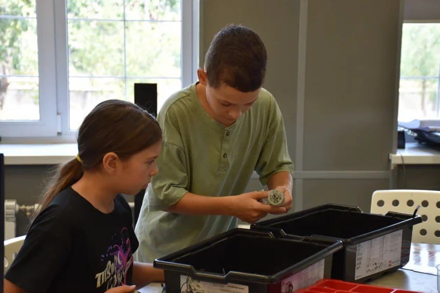 � "�����������" ����������� �������� ������ ��������� ��� �����