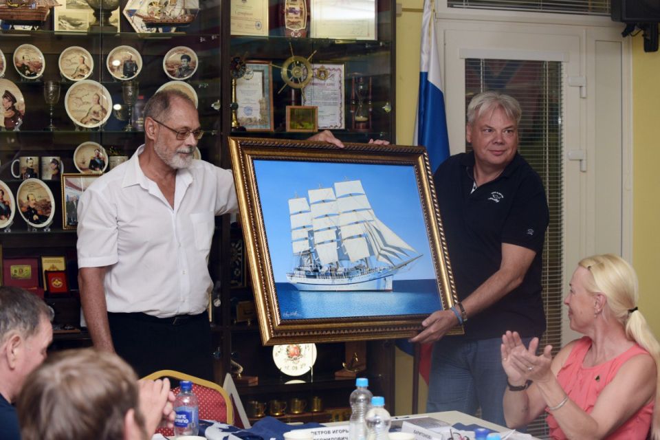 ��������� �������: �������� � ��������������� ����-�������� ������ ��������� ��������� ����� �������� ���������