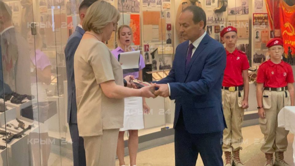 �������� ������� � ����� �� �������-������ � ���� ����� ������������ ��� �������� �����-����������� ����������� ������� �����������