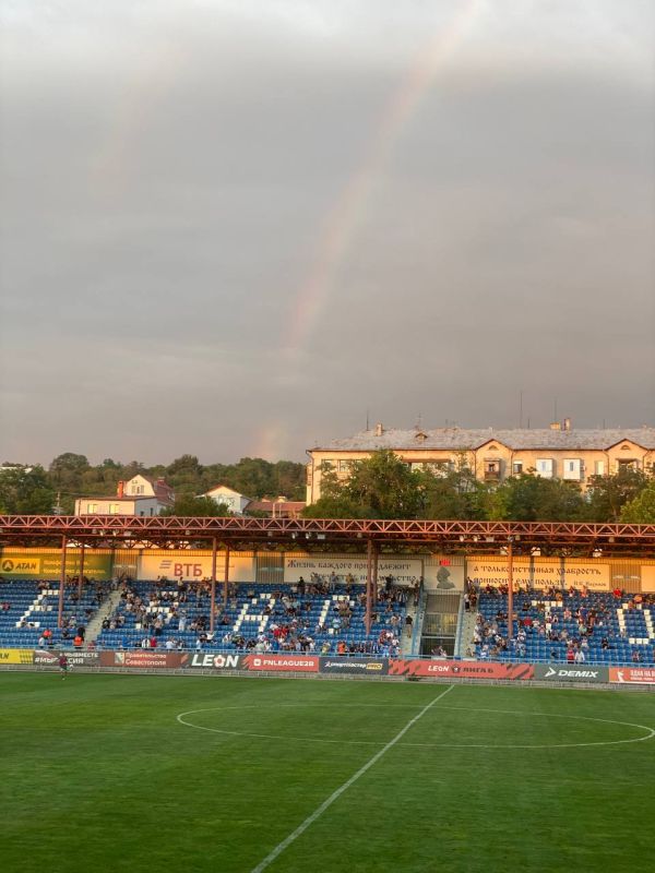 ��� ���������� ���� ������� ��������� � �������� ������� �� ������� � ������ 20-�� ���� Leon-������ ���� ���, � �������� ����� � ���� ��������� ������