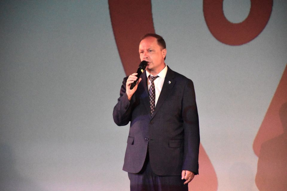 ��������� �������: �������� ���� 60-����� ������� ��������������� ����� �����