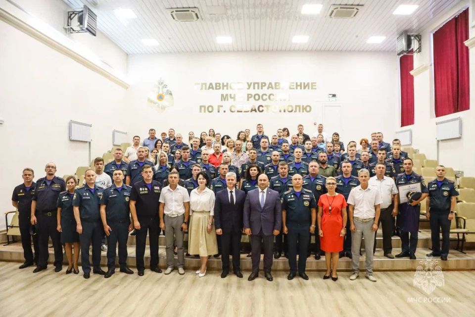 ����������� ��������� �������� � �������� ����������� ������ � 150-������ �������� ������ �����������!