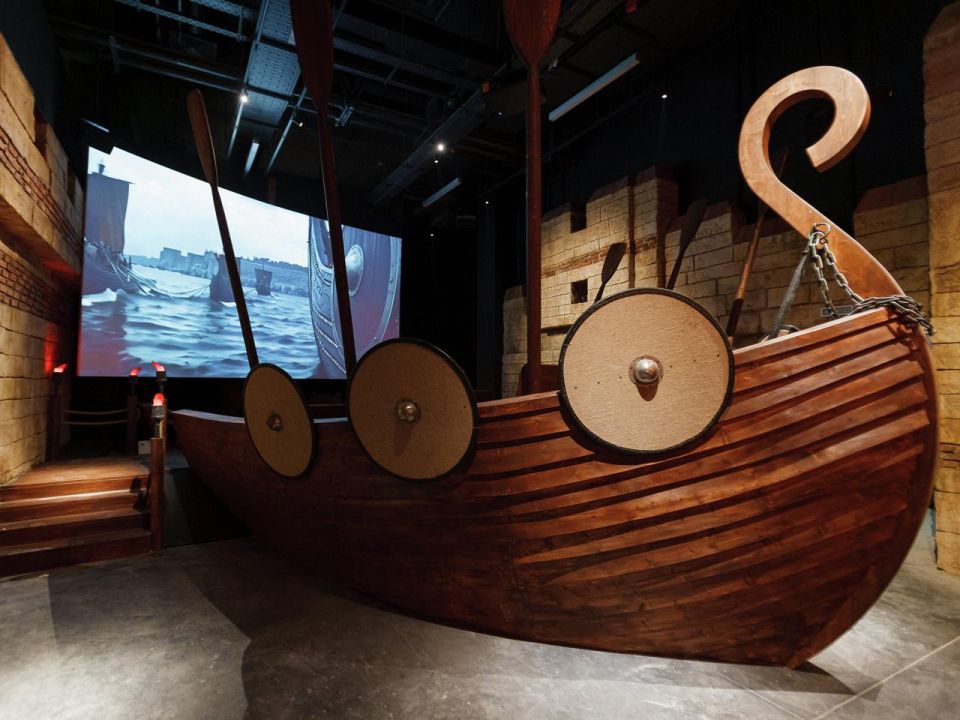 ������� �����: 1 ������� � ����� ���������� � �������� ��������� ������ ���������� �������� �����-����������� ��������� ����������� � ��������, ��� �� ���������