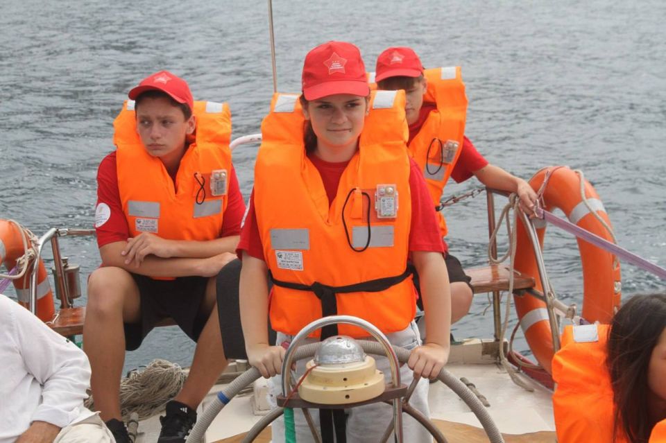 В детском лагере «Ласпи» завершилась морская смена «Юный моряк», которая прошла при поддержке правительства Севастополя В детском лагере «Ласпи» завершилась морская смена «Юный моряк», которая прошла при поддержке правительства Севастополя