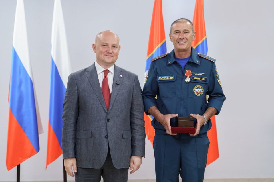 Новая пожарная часть открылась в Севастополе Новая пожарная часть открылась в Севастополе