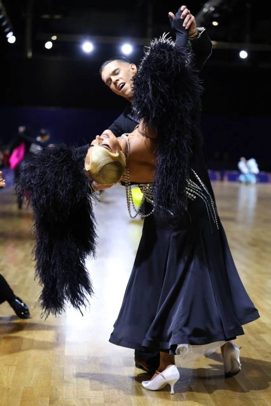 Сергей Резниченко: Севастопольским спортсменам по танцевальному спорту и практической стрельбе впервые в истории города присвоены звания мастеров спорта России, и мастера спорта России международного класса! Сергей Резниченко: Севастопольским спортсменам по танцевальному спорту и практической стрельбе впервые в истории города присвоены звания мастеров спорта России, и мастера спорта России международного класса!