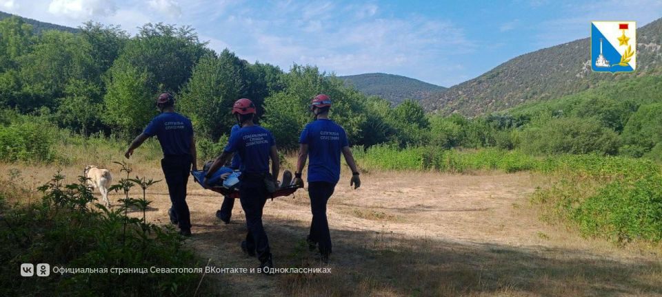Туриста с острой болью в животе эвакуировали с Большой севастопольской тропы