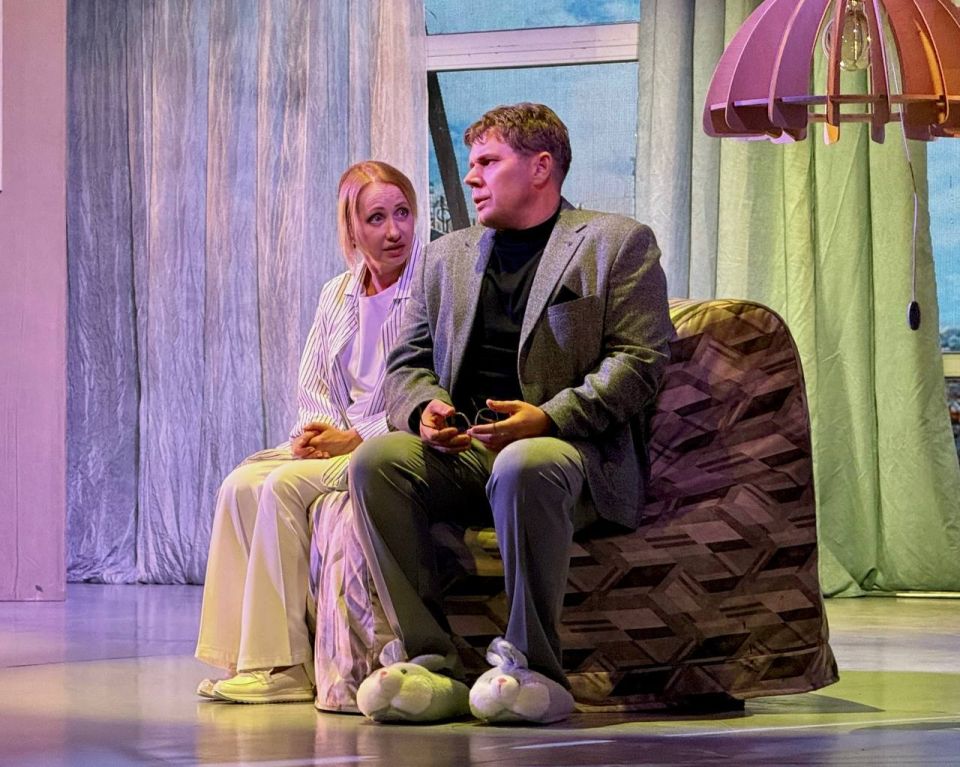 На сцене центра «Бухта Казачья» показали первый профессиональный спектакль На сцене центра «Бухта Казачья» показали первый профессиональный спектакль