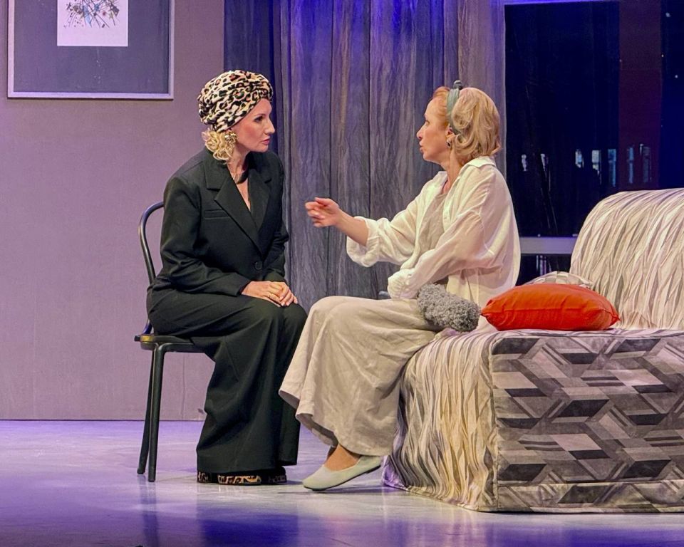 На сцене центра «Бухта Казачья» показали первый профессиональный спектакль На сцене центра «Бухта Казачья» показали первый профессиональный спектакль