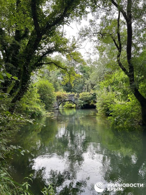 Чоргуньский мост-акведук в селе Черноречье под Севастополем Чоргуньский мост-акведук в селе Черноречье под Севастополем