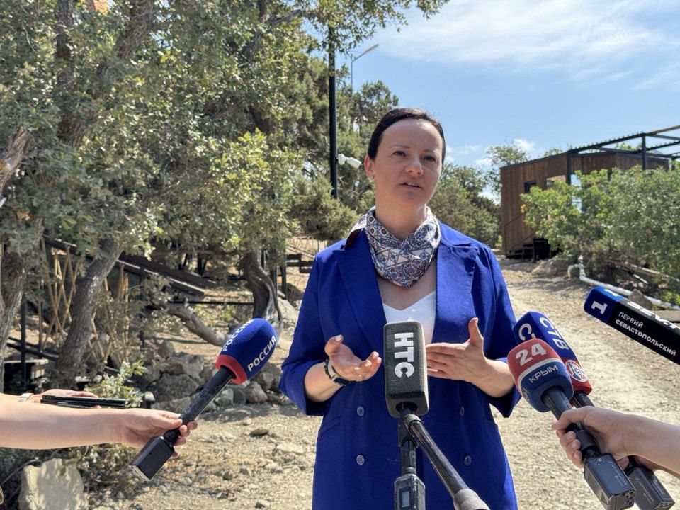 ����� �������: � �������� ������ ���� ������ ������ ���-����� � �����������