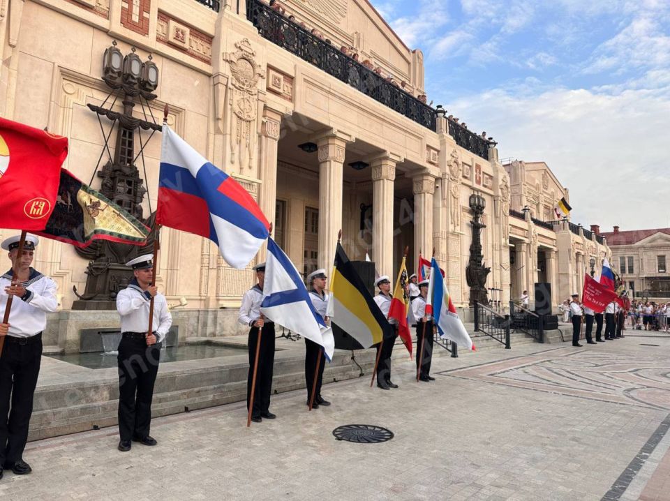 ������ ����� ��������-����������� ������ ������� ���������� � �������-�������� ��������� ������ ��������