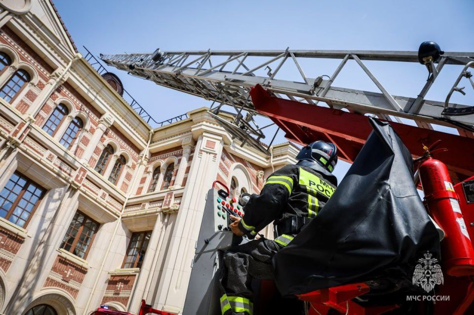 � ��������������� ������� ����� �������� ������ ������ ���