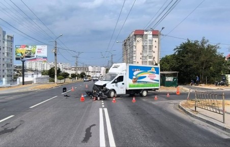 ДТП с пострадавшим мотоциклистом на улице Руднева