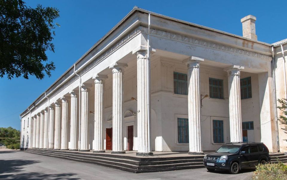 ������ ��������� ����� �������� �������� � ��������� ������