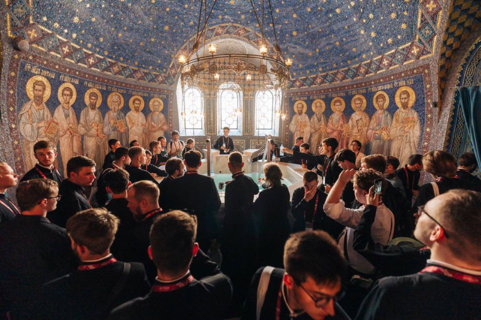 ����� ������� ��������� � ����� ���������: �� ������ ������ ����������� �� ���� ������ ����������� ���������������� ������� ��� �������