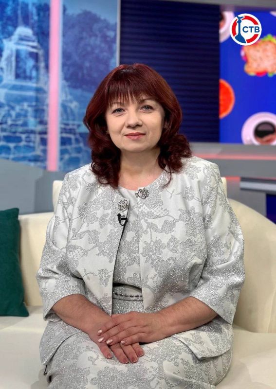 Какими качествами должен обладать учитель? Какими качествами должен обладать учитель?