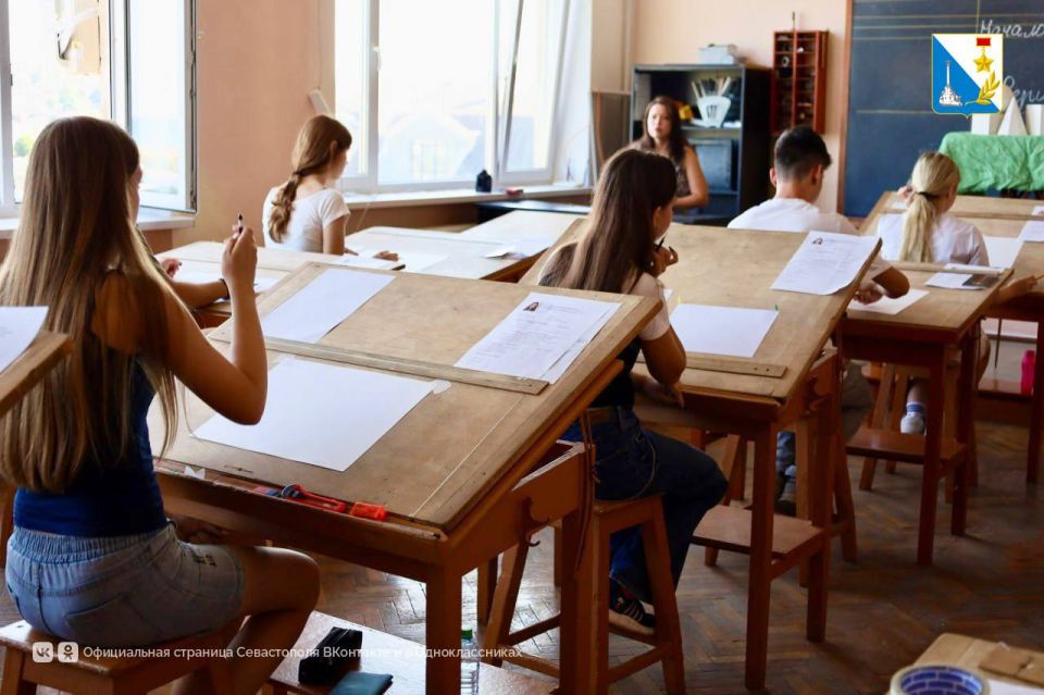 Стартовали вступительные испытания в колледжи и техникумы