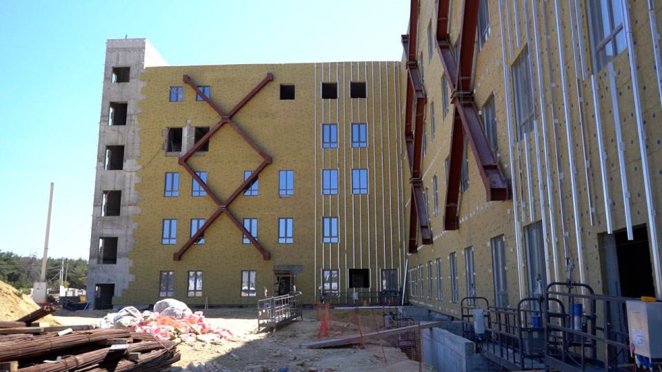 Строительство ключевых медобъектов Севастополя — онкодиспансера и больницы скорой помощи на Камышовом шоссе — планируют завершить до конца следующего года – губернатор Строительство ключевых медобъектов Севастополя — онкодиспансера и больницы скорой помощи на Камышовом шоссе — планируют завершить до конца следующего года – губернатор