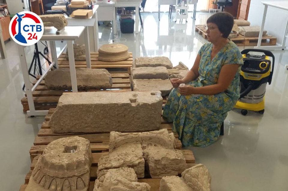 В декабре в Севастополе представят выставку фрагментов античных храмов