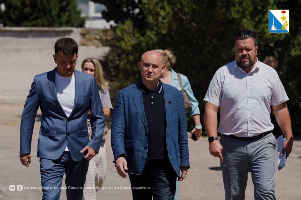 Михаил Развожаев: в центре Севастополя появится новый физкультурно-оздоровительный комплекс Михаил Развожаев: в центре Севастополя появится новый физкультурно-оздоровительный комплекс