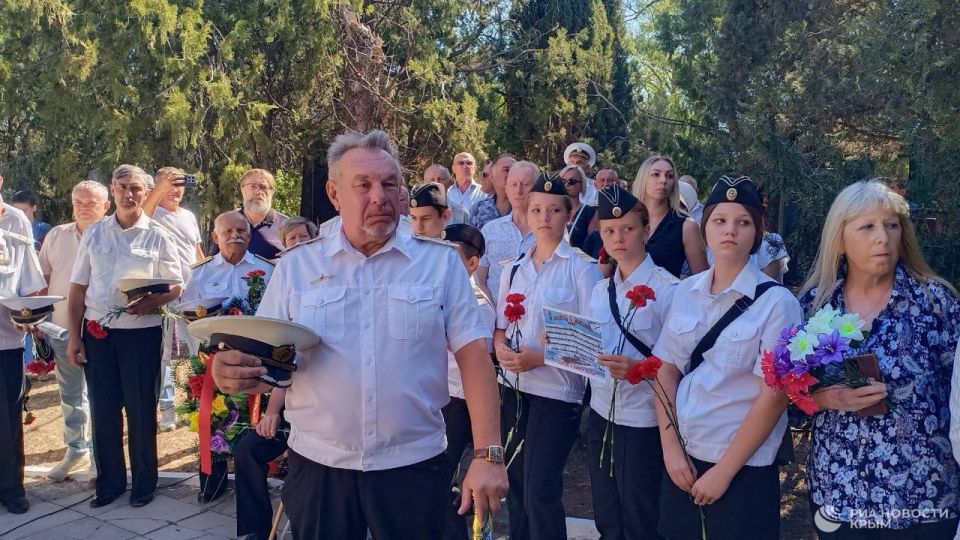 25 ��� �� ��� ��������: � ����������� ������� ������ ������� ���������� �������� "�����"