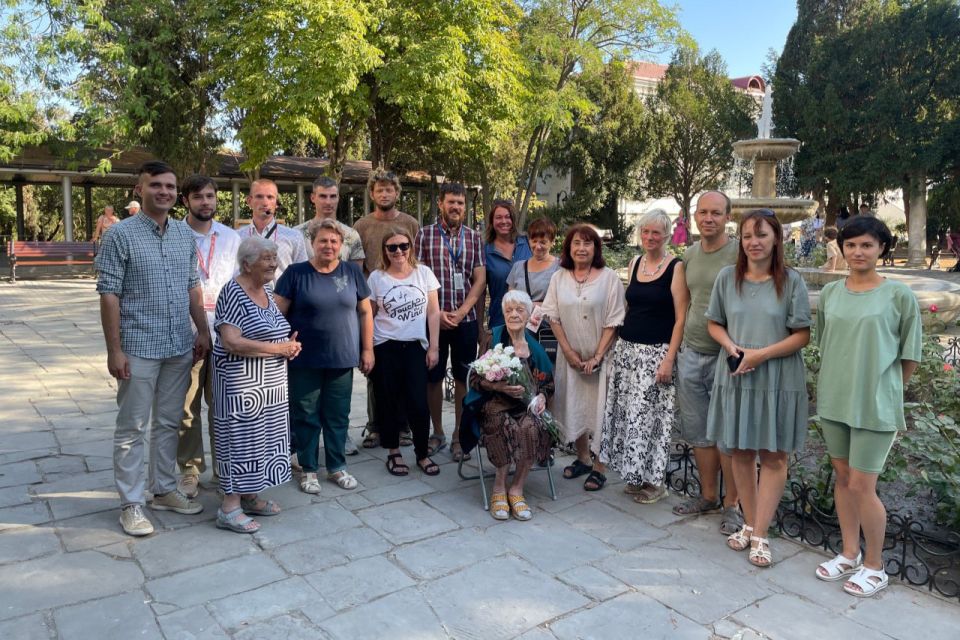 ������� ������� ������������� ����� �������� ������� ������ � ��������� �����������