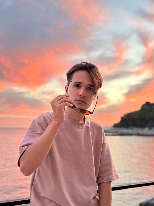 Современные учителя все чаще становятся не просто носителями знаний, но и настоящими проводниками в мир увлекательного обучения Современные учителя все чаще становятся не просто носителями знаний, но и настоящими проводниками в мир увлекательного обучения