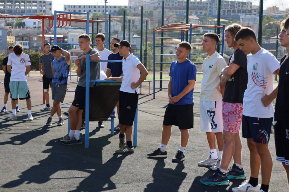 ��� �� 100 ������, ��������� (�������), ������������(�����) � ������ � �����, � ��� ������������� - ��� �������� ������������� ��������� � ������������ ���������������� ���������������� �������� ��. ������� ���������� �����...