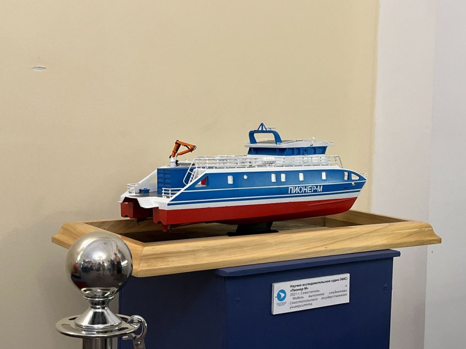 ��������� ���������: ������� ������� � �������� �������� ��������� ��������, ����������� 120-����� ������� ���������� ���������������� ������ � �����������