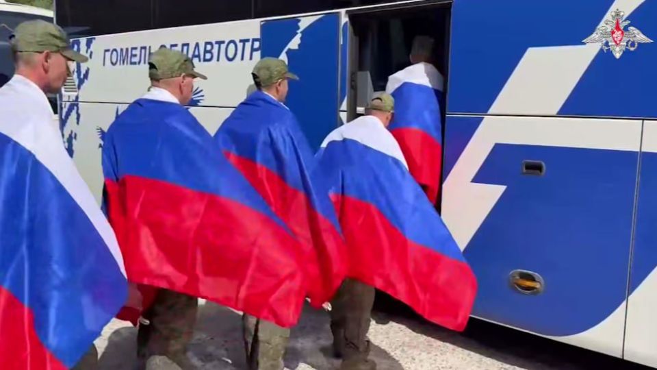 Севастополец возвращается домой из украинского плена