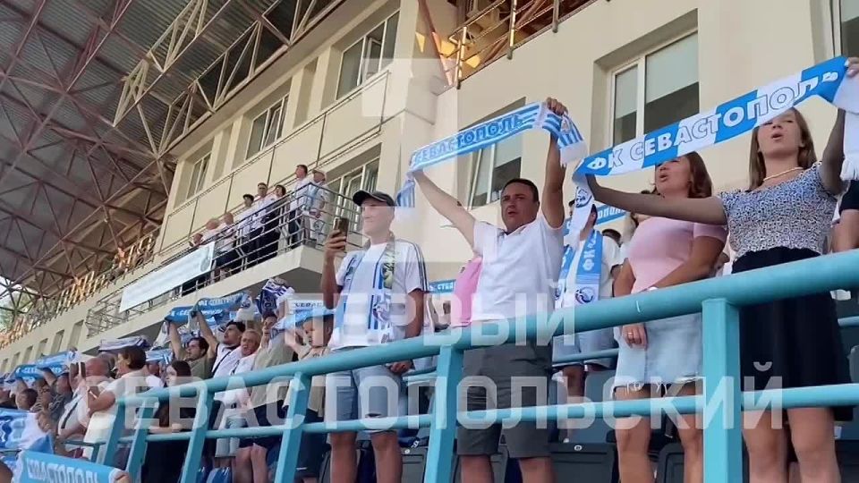 «Легендарный Севастополь», мощная поддержка болельщиков и победная игра — яркие моменты матча ФК «Севастополь» – ФК «Рубин Ялта»