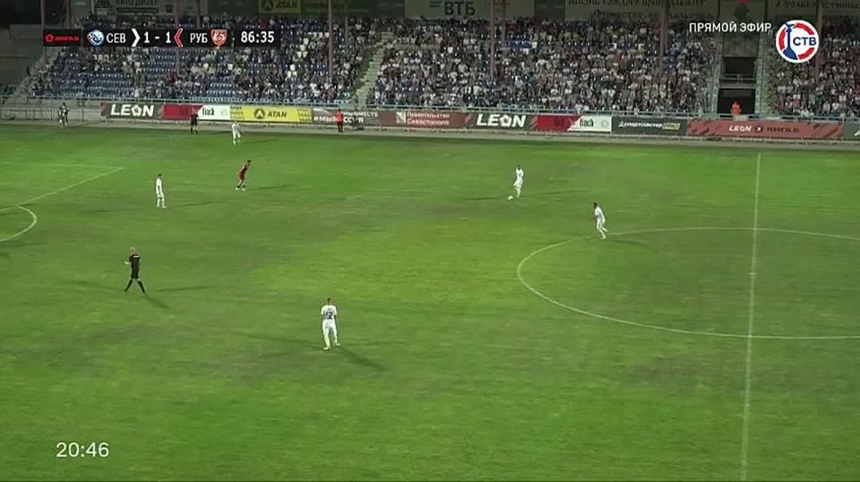 ФК «Севастополь» одержал победу в матче с ФК «Рубин Ялта»! УРА! Нападающий Редван Османов забил второй и решающий гол в ворота соперников на 87 минуте матча