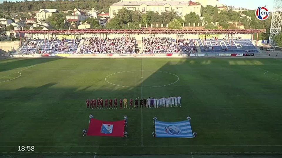 Стартовал футбольный матч ФК «Севастополь» с «Рубином Ялтой»