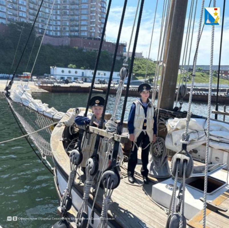 Севастопольские актрисы вернулись со съемок фильма «Я стану капитаном»