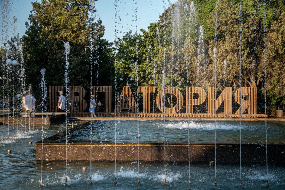 Лето не отступает, на этой неделе в Крыму снова будет стоять 30-градусная жара, но есть нюанс