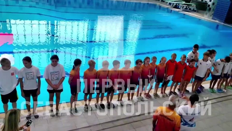 В Севастополе проходит фестиваль по прыжкам в воду