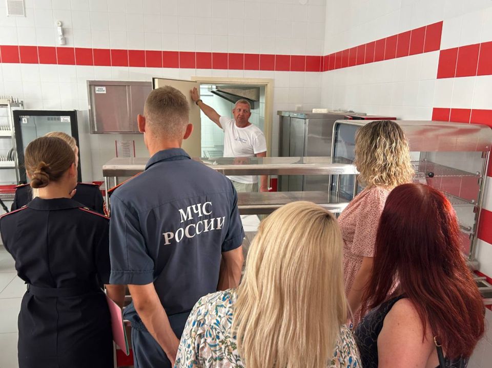 ����� 200 ��������������� ���������� ����������� ��������� � �������� ����