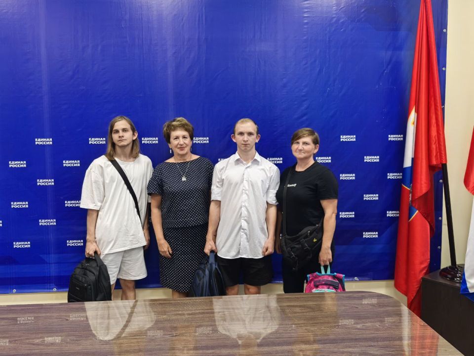 Екатерина Алтабаева: Традиционно приняла участие в благотворительной акции «Единой России» «Собери ребенка в школу»