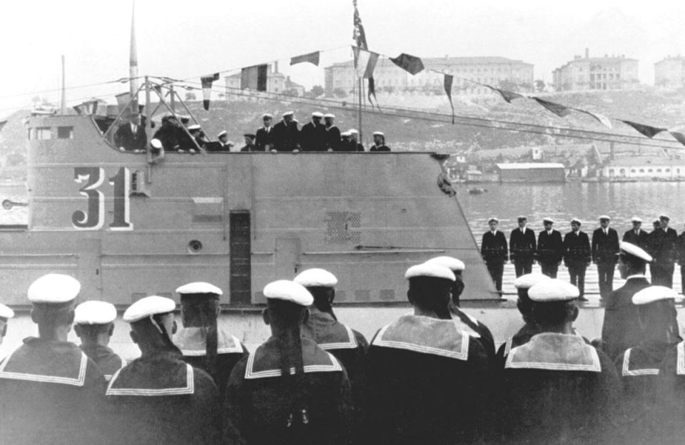 ��������� ���������� � ����� ��������� ����� ��-4�, ����� �����, 1933 ���