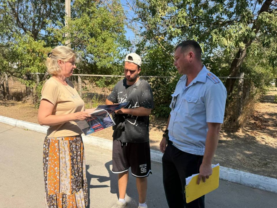 Служба по контракту — престижная мужская работа!