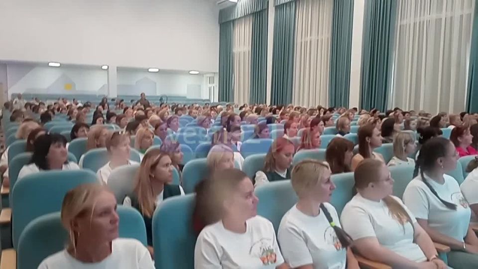 В севастопольских школах и детсадах будут обучать родителей и анкетировать педагогов