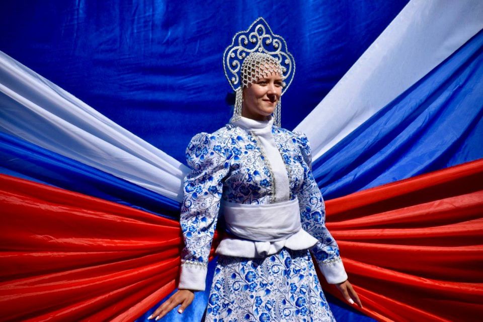 Дорогие друзья! Именно так хочет называть всех жителей нашей многомиллионной страны