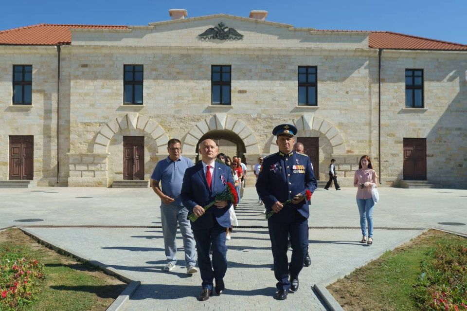 � ���� ���������������� ����� ���������� ��������� ��� ���������������� �������� ������� ��������