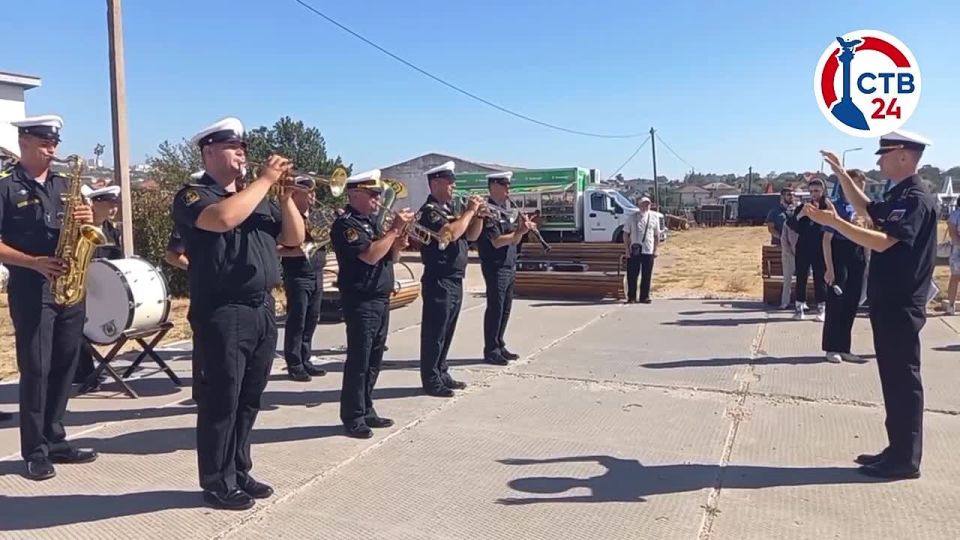 � ����� �������� �������� ������������, ����������� ������ ������� �������� 810-� ������� ������� ������